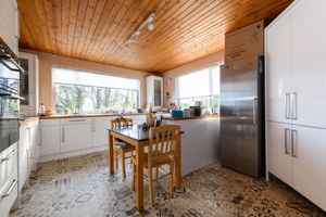 Kitchen Breakfast Room- click for photo gallery